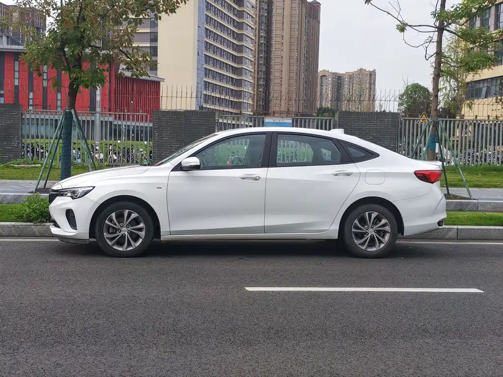 Buick Verano — миниатюра 3