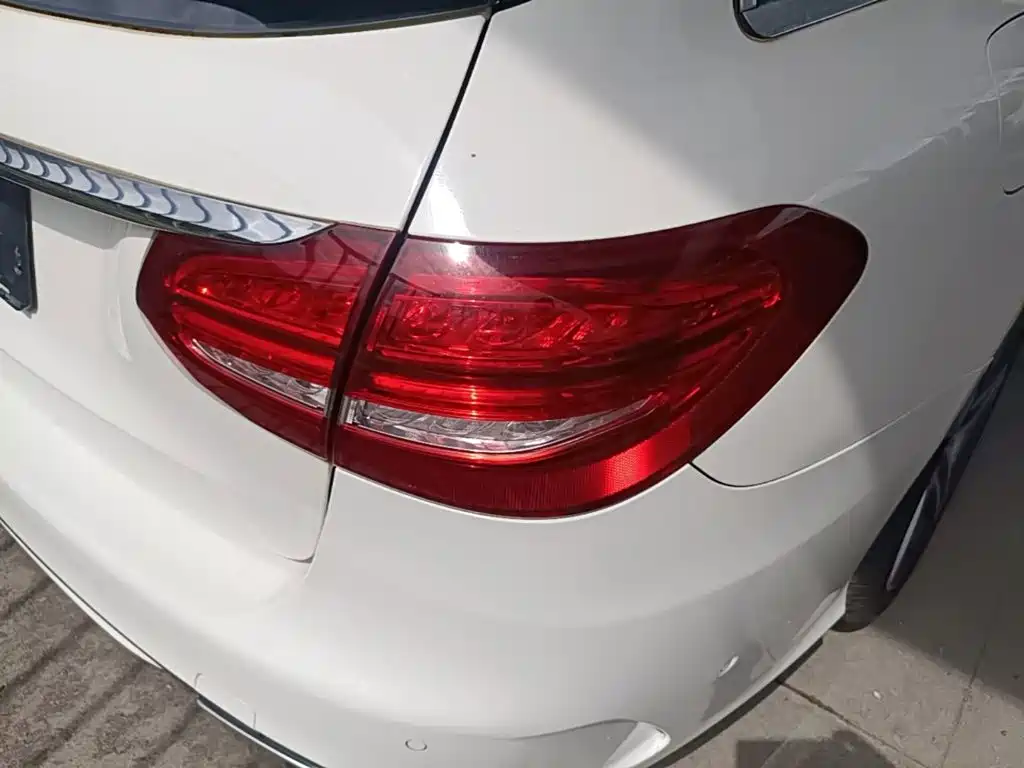 Mercedes-Benz C-Class (Import) — миниатюра 8