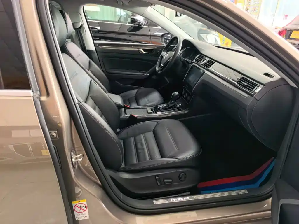 Volkswagen Passat — миниатюра 25