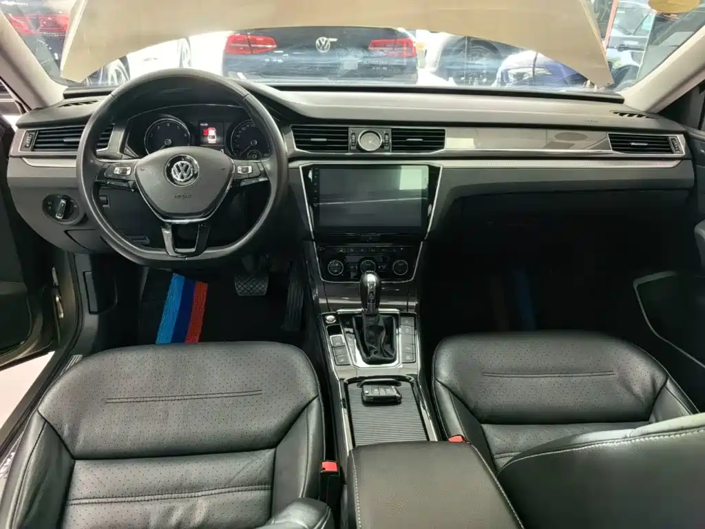 Volkswagen Passat — миниатюра 10