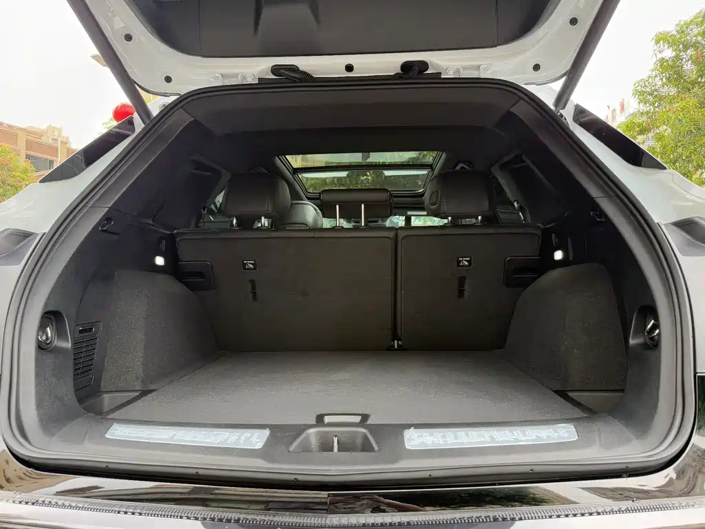 Cadillac XT5 — миниатюра 7