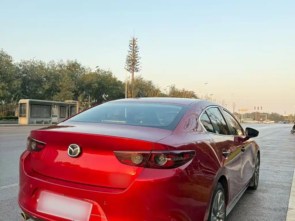 Mazda 3 Axela — миниатюра 10