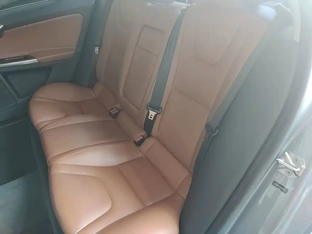 Volvo S60 — миниатюра 17