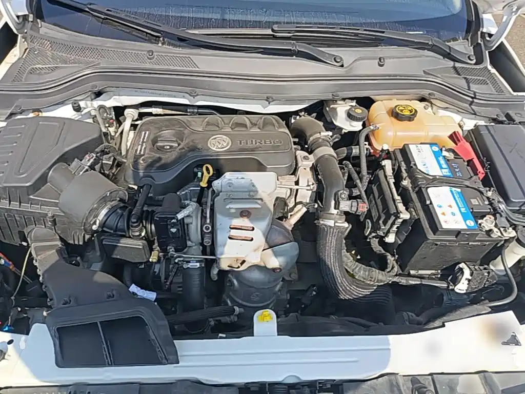 Buick Excelle — миниатюра 20