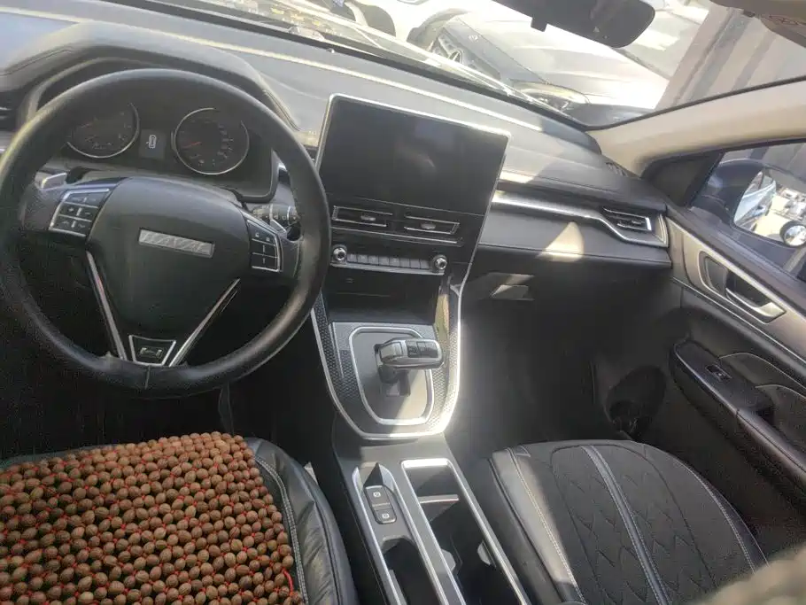 Haval M6 — миниатюра 12