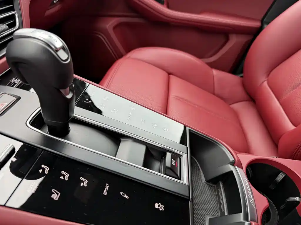 Porsche Macan — миниатюра 14