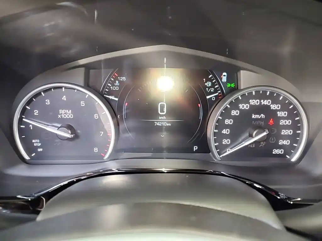 Cadillac XT5 — миниатюра 12