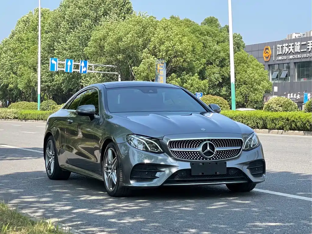 MERCEDES-BENZ E CLASS