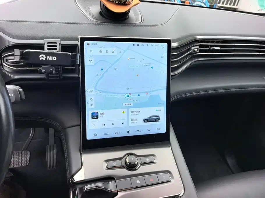 NIO ES6 — миниатюра 13