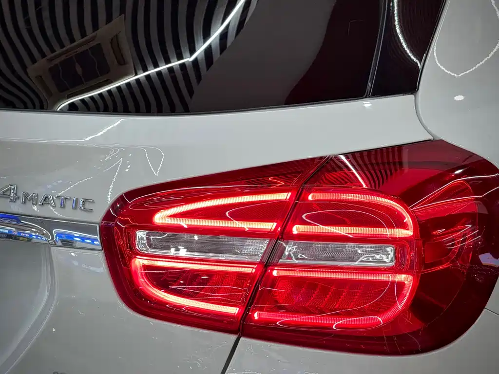 Mercedes-Benz GLA — миниатюра 6