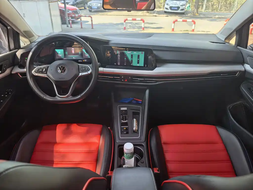 Volkswagen Golf — миниатюра 8