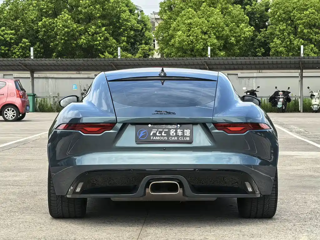 Jaguar F-TYPE — миниатюра 4