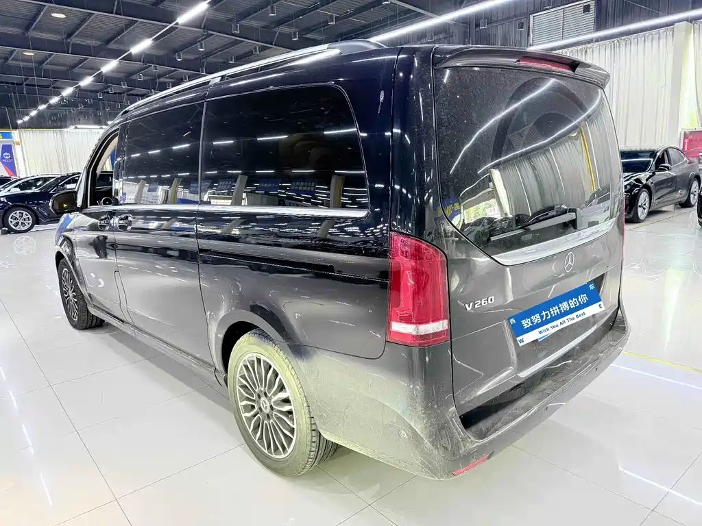 Mercedes-Benz V-Class — миниатюра 4