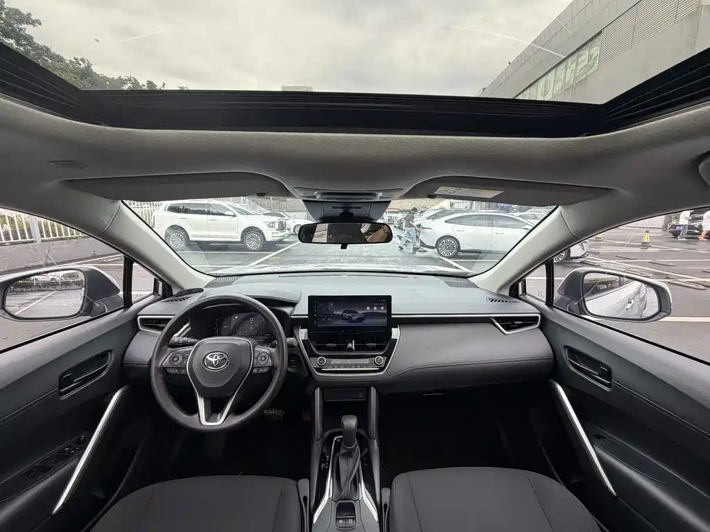Toyota Frontlander — миниатюра 10