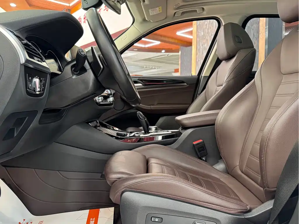 BMW X3 — миниатюра 6