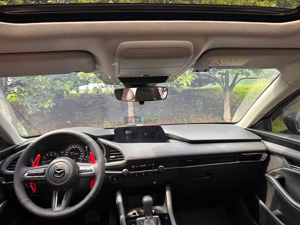 Mazda 3 Axela — миниатюра 10