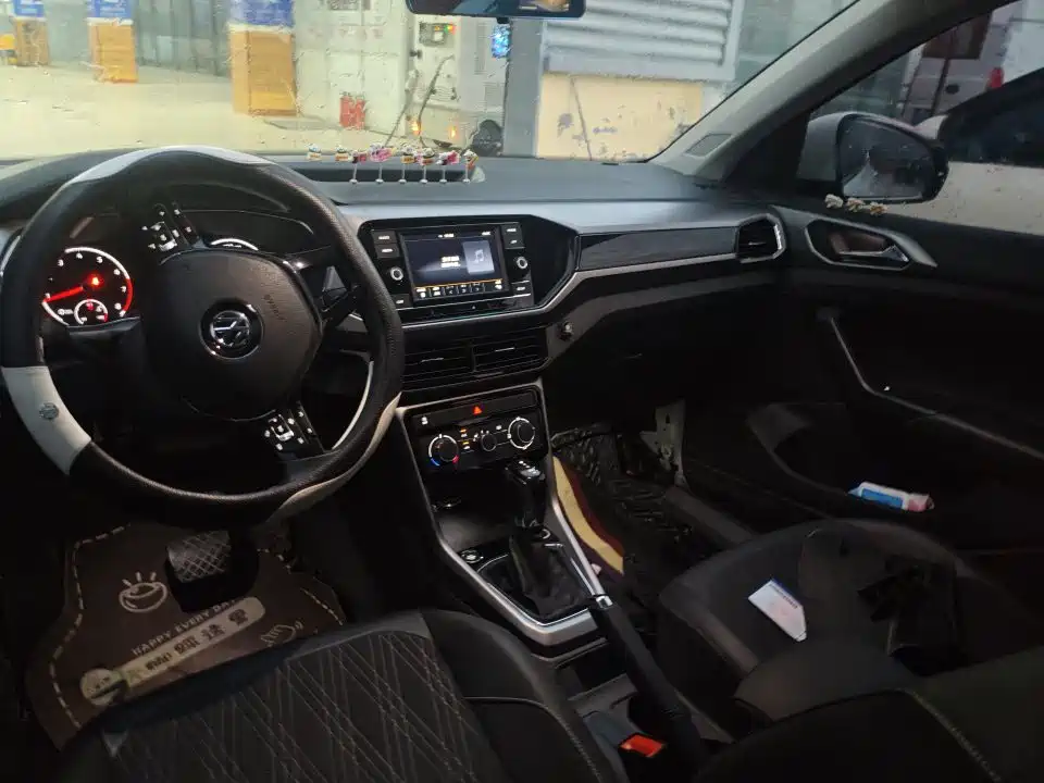 Volkswagen T-Cross — миниатюра 7