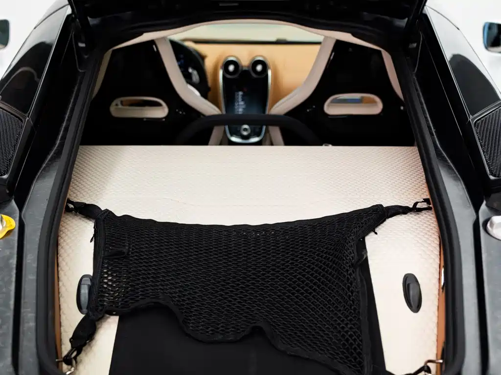 McLaren GT — миниатюра 22