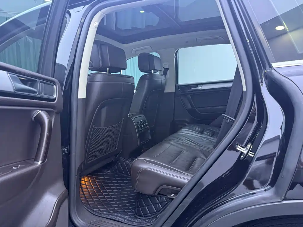 Volkswagen Touareg — миниатюра 5