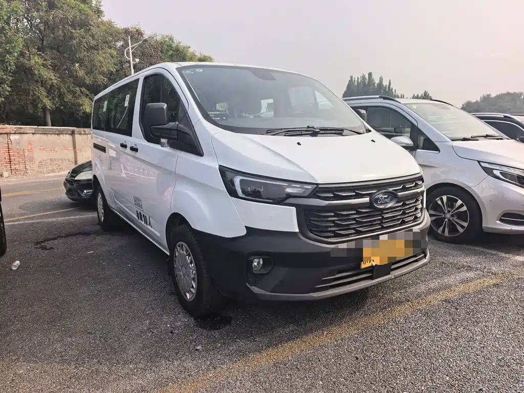 Ford Transit — миниатюра 3