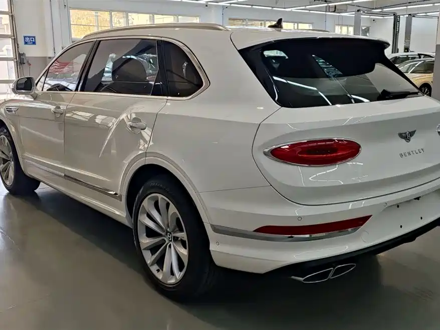 Bentley Bentayga 2024 4.0T V8