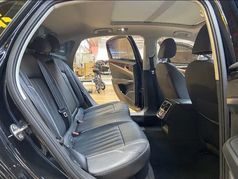 Volkswagen Passat — миниатюра 8