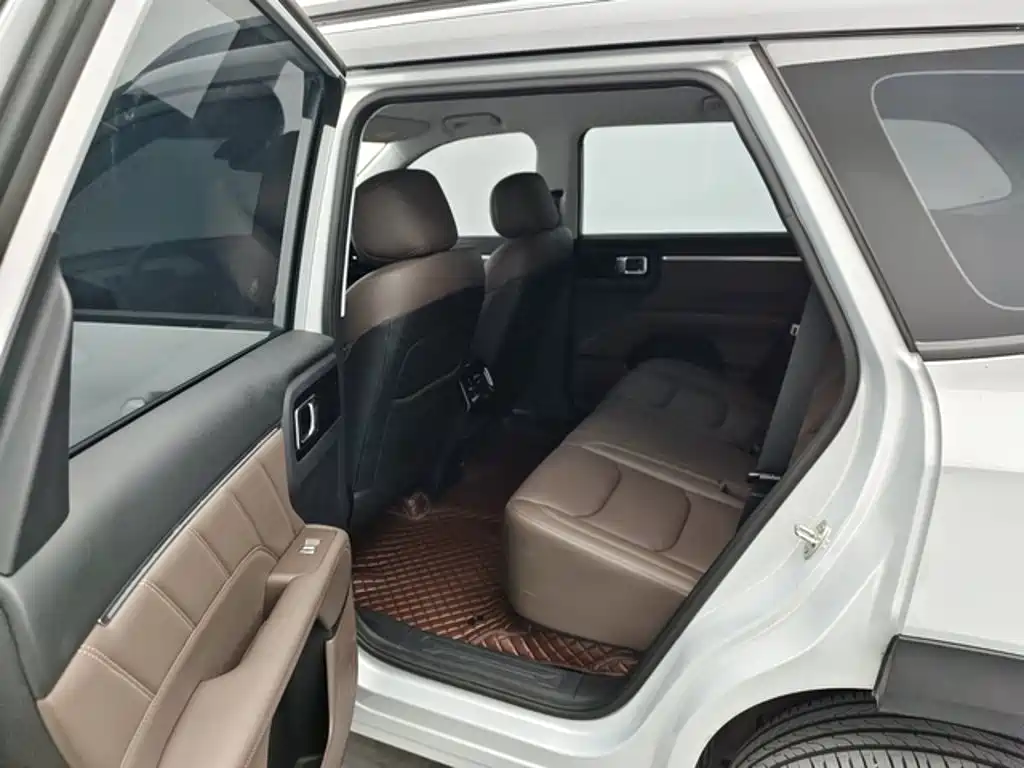 Wuling Xingguang 560 New Energy — миниатюра 9