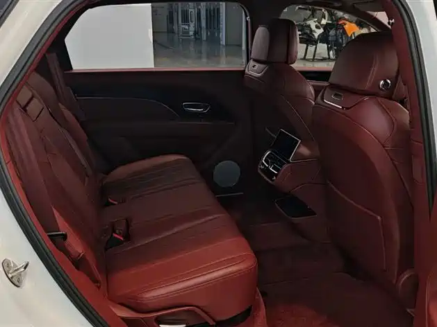 Bentley Bentayga — фотографии объявления, Фото 11