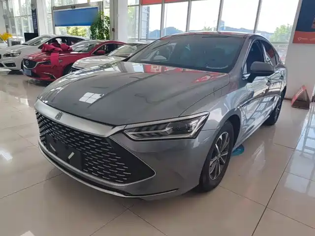 2023 BYD Qin