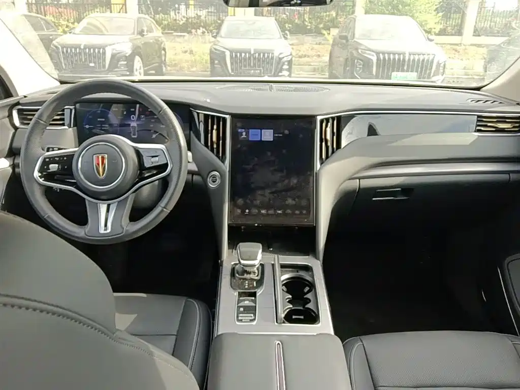 Hongqi HS7 PHEV 2024 2.0T PHEV 6 мест