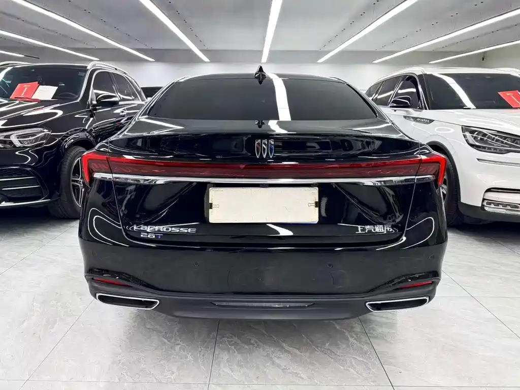 Buick LaCrosse — миниатюра 4