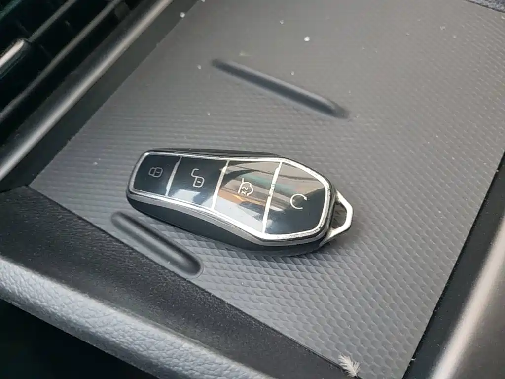 BYD Seal 05 DM-i — миниатюра 9