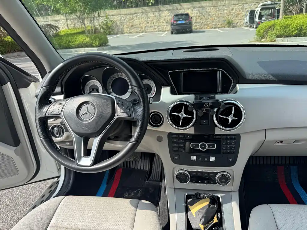 Mercedes-Benz GLK-Class — миниатюра 18