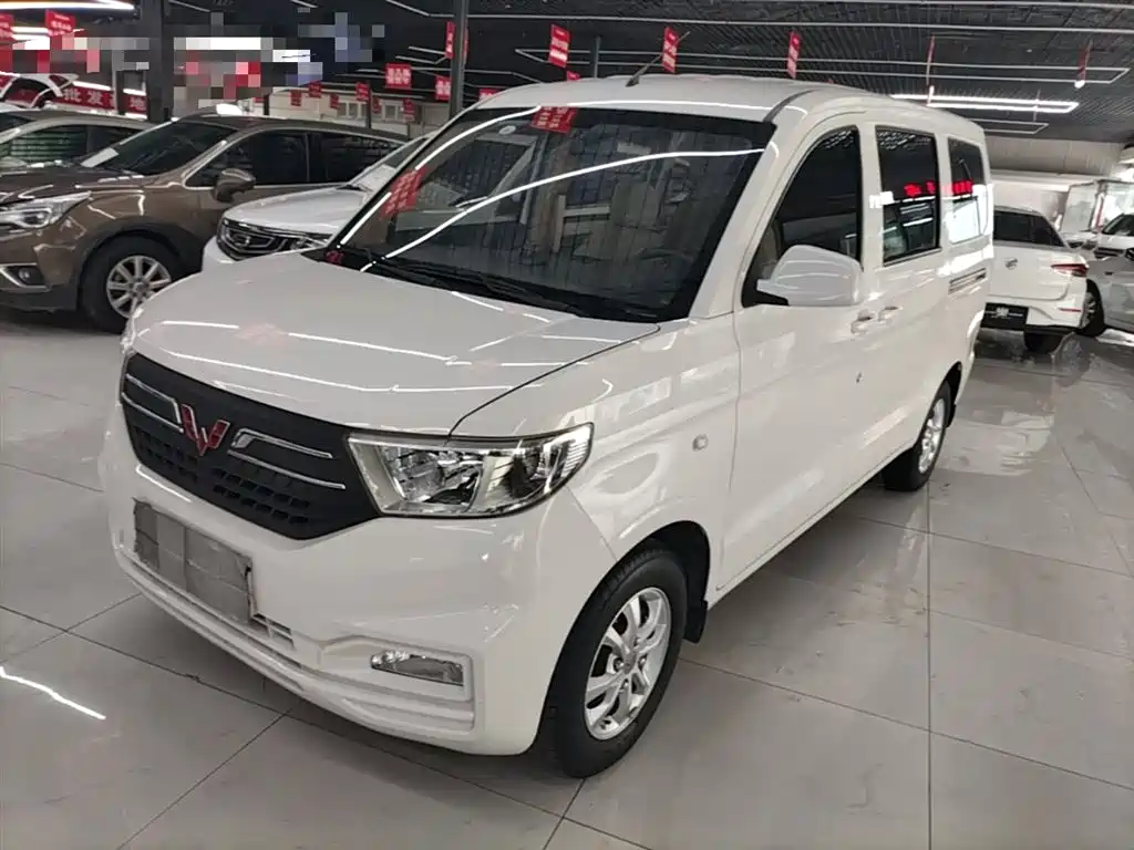Wuling Hongguang V 2022