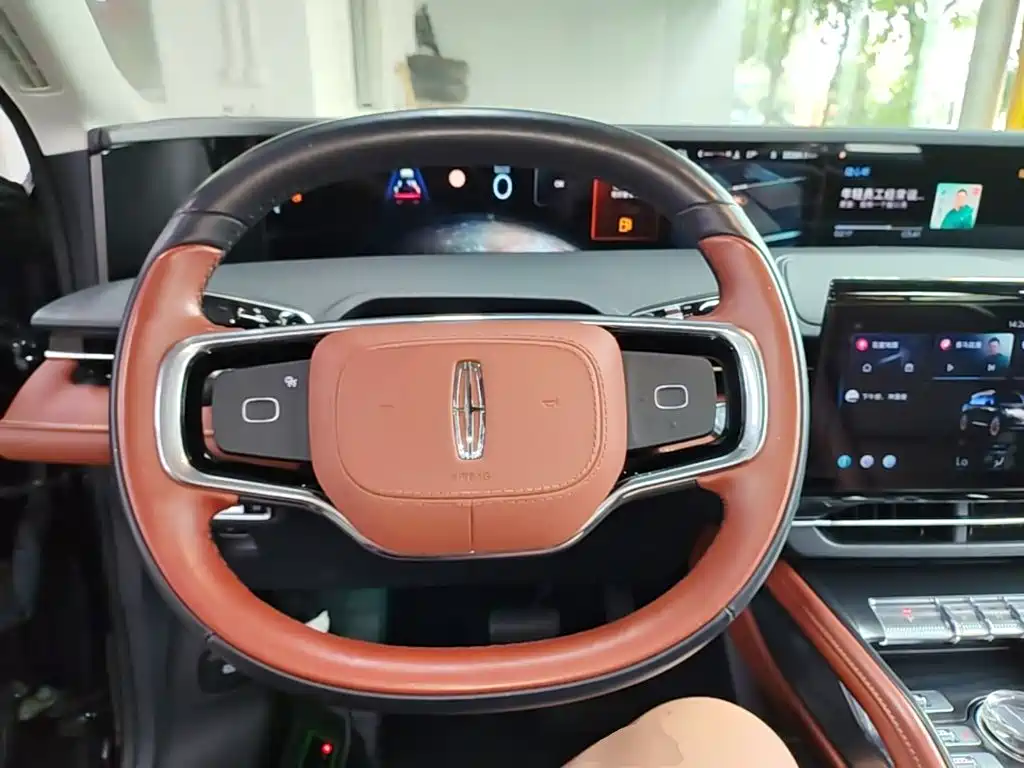 Lincoln Nautilus — миниатюра 11