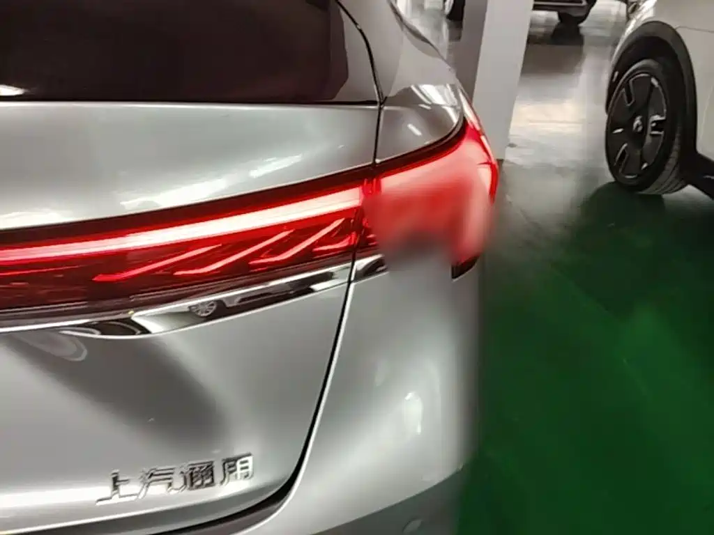 Buick LaCrosse — миниатюра 8