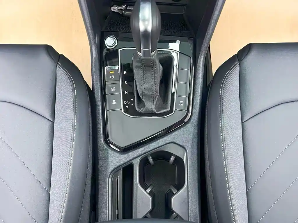 Volkswagen Tharu — миниатюра 18