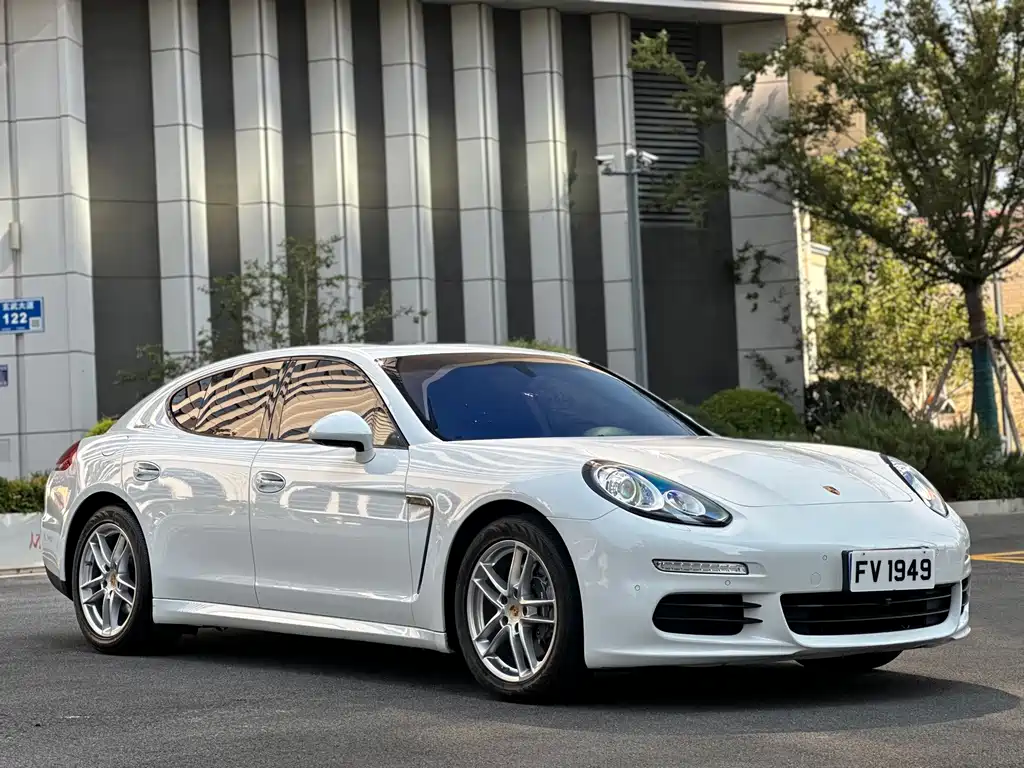 Porsche Panamera — миниатюра 5