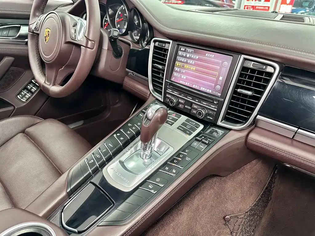Porsche Panamera — миниатюра 25