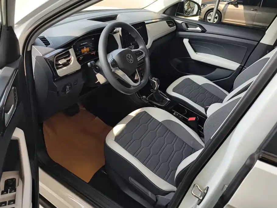 Volkswagen Tharu — миниатюра 9