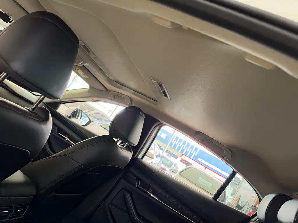 Mazda 3 Axela — миниатюра 23