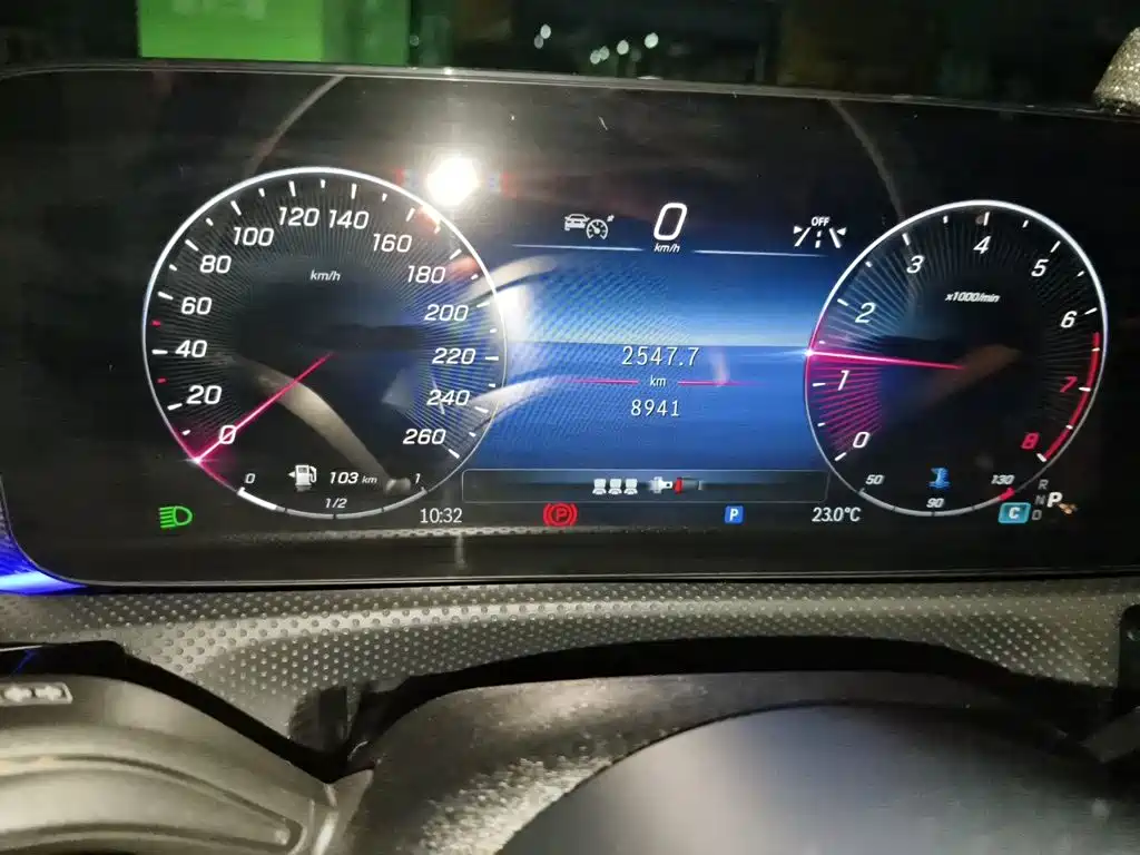 Mercedes-Benz A-Class — миниатюра 8