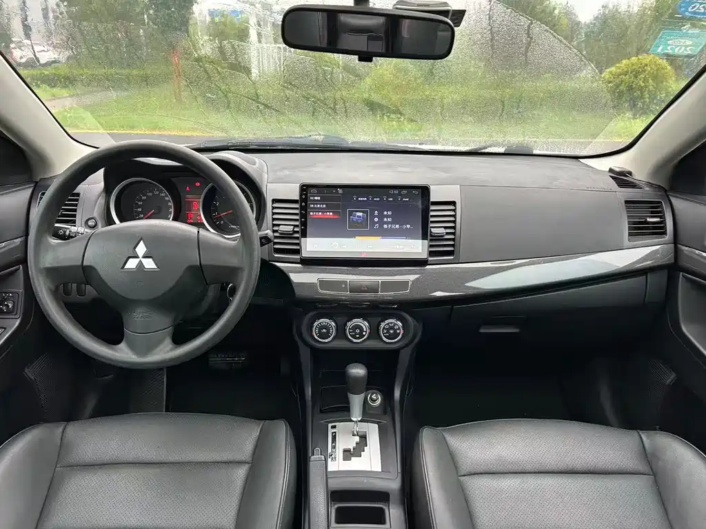 Mitsubishi Lancer EX — миниатюра 6