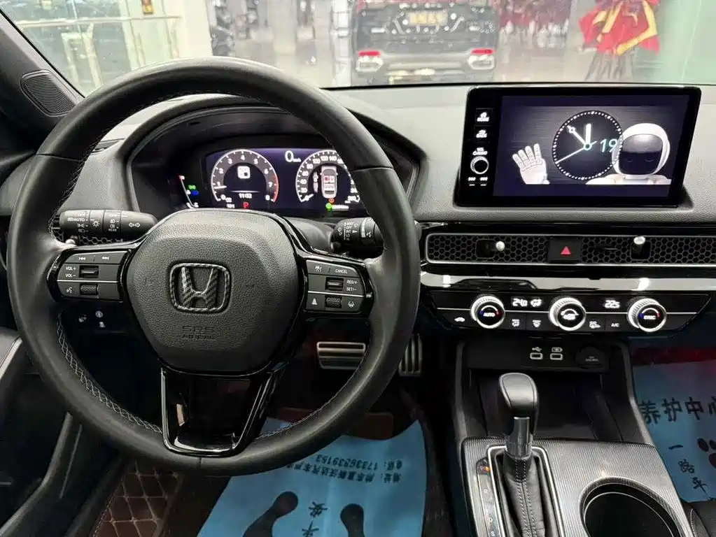 Honda Civic — миниатюра 8