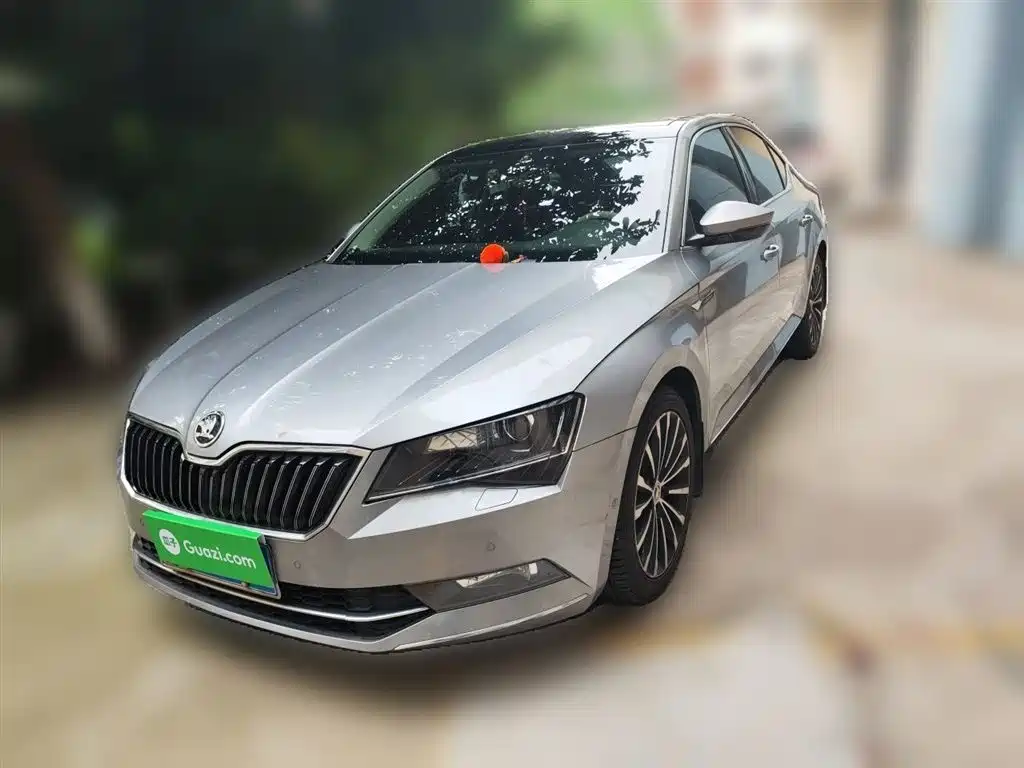 Skoda Superb 2015