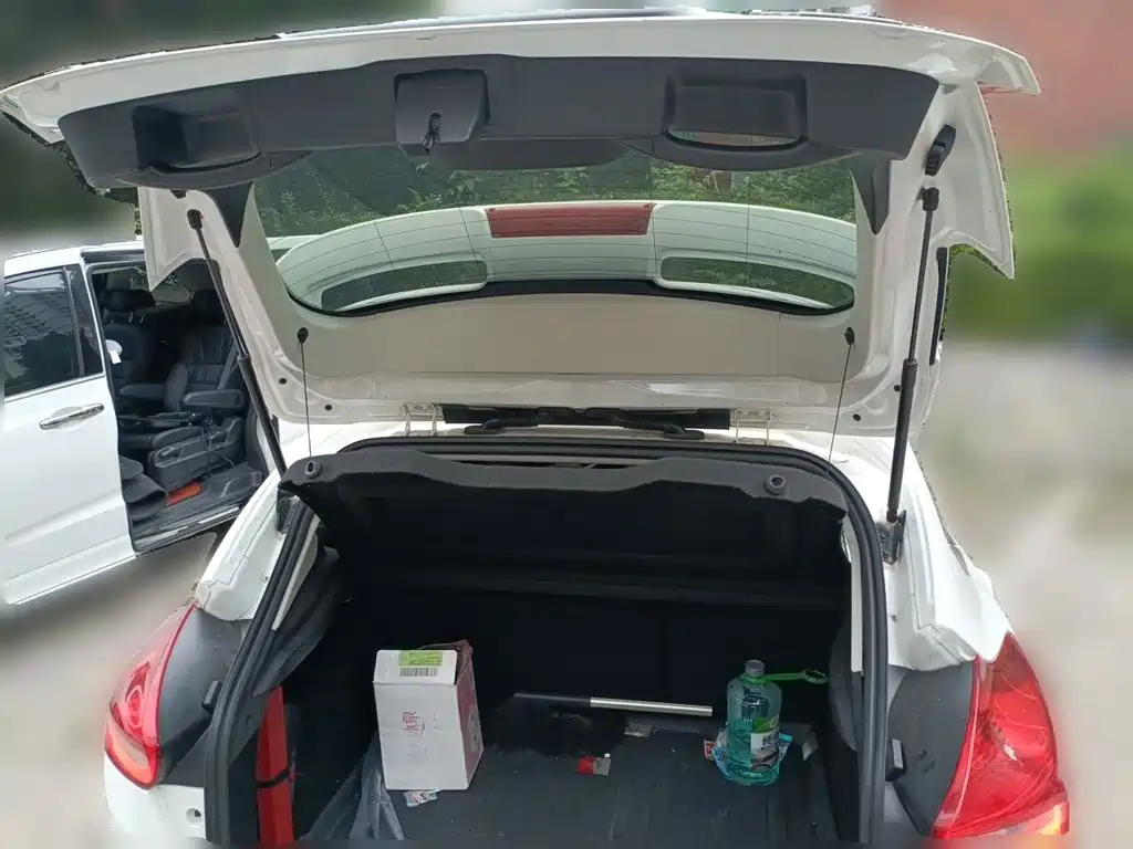 Ford Focus — миниатюра 10