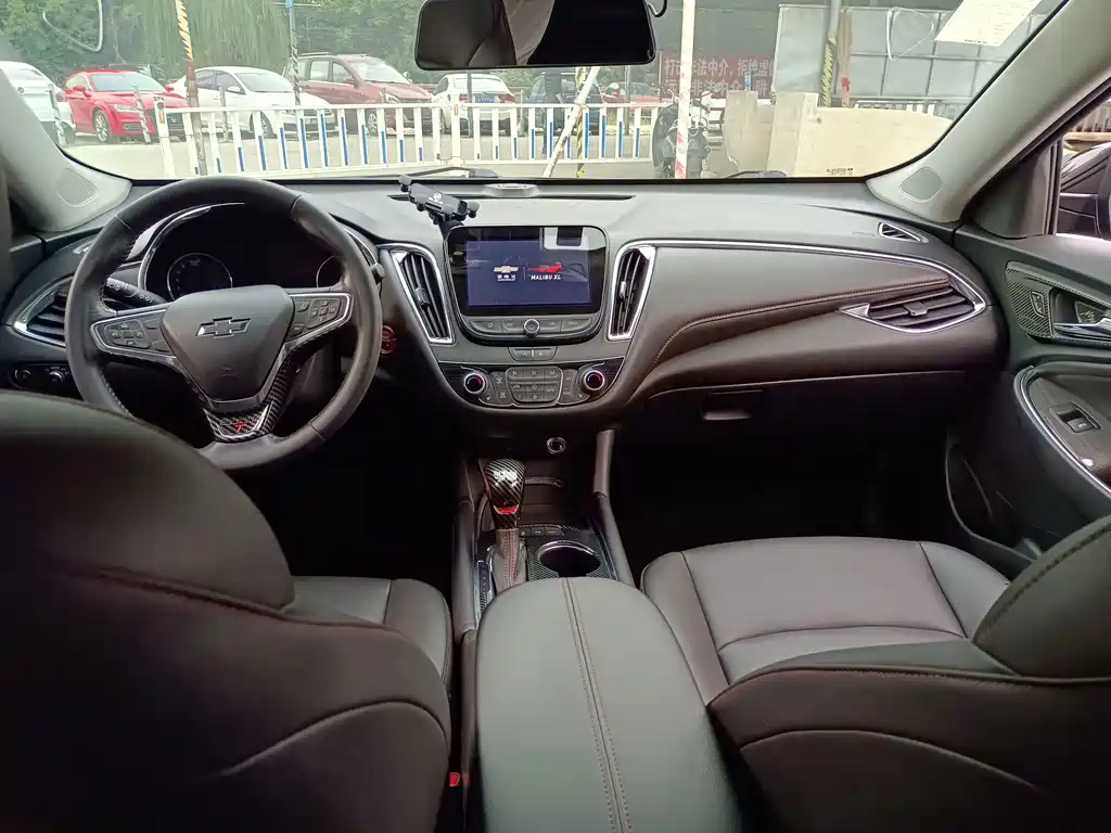 Chevrolet Malibu XL — миниатюра 7