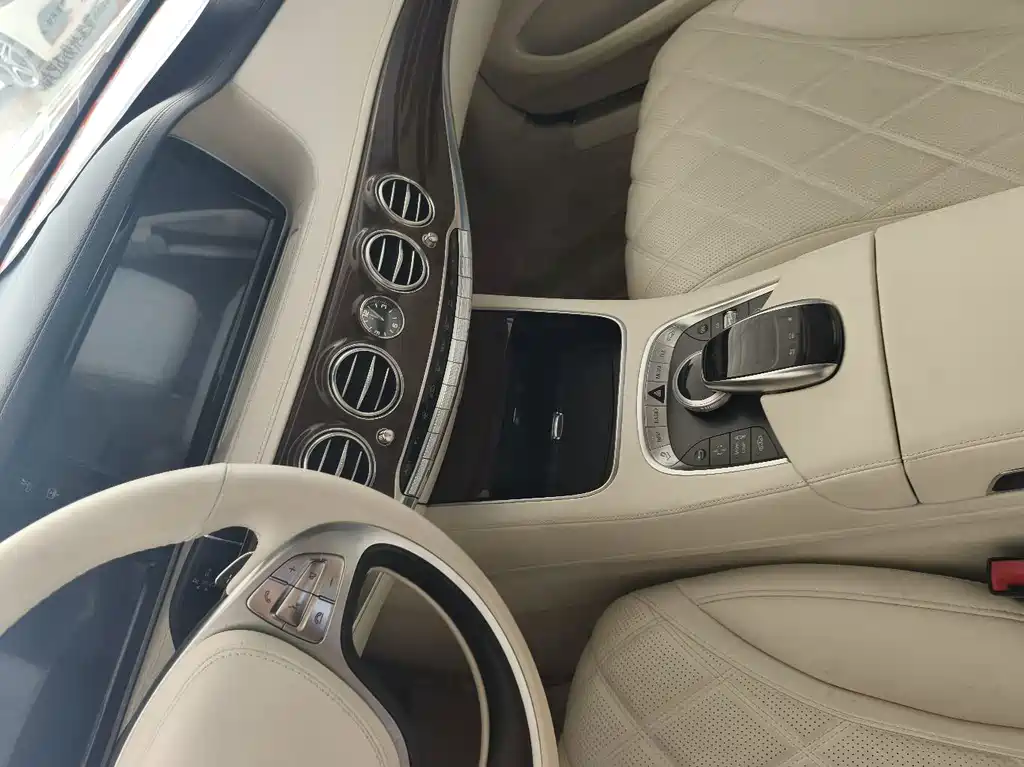 Mercedes-Benz S-Class — миниатюра 7