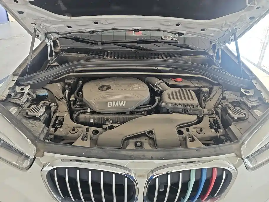 BMW X1 — миниатюра 10