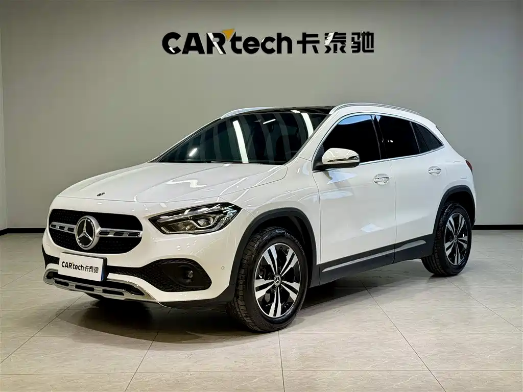 Mercedes-Benz GLA 2023